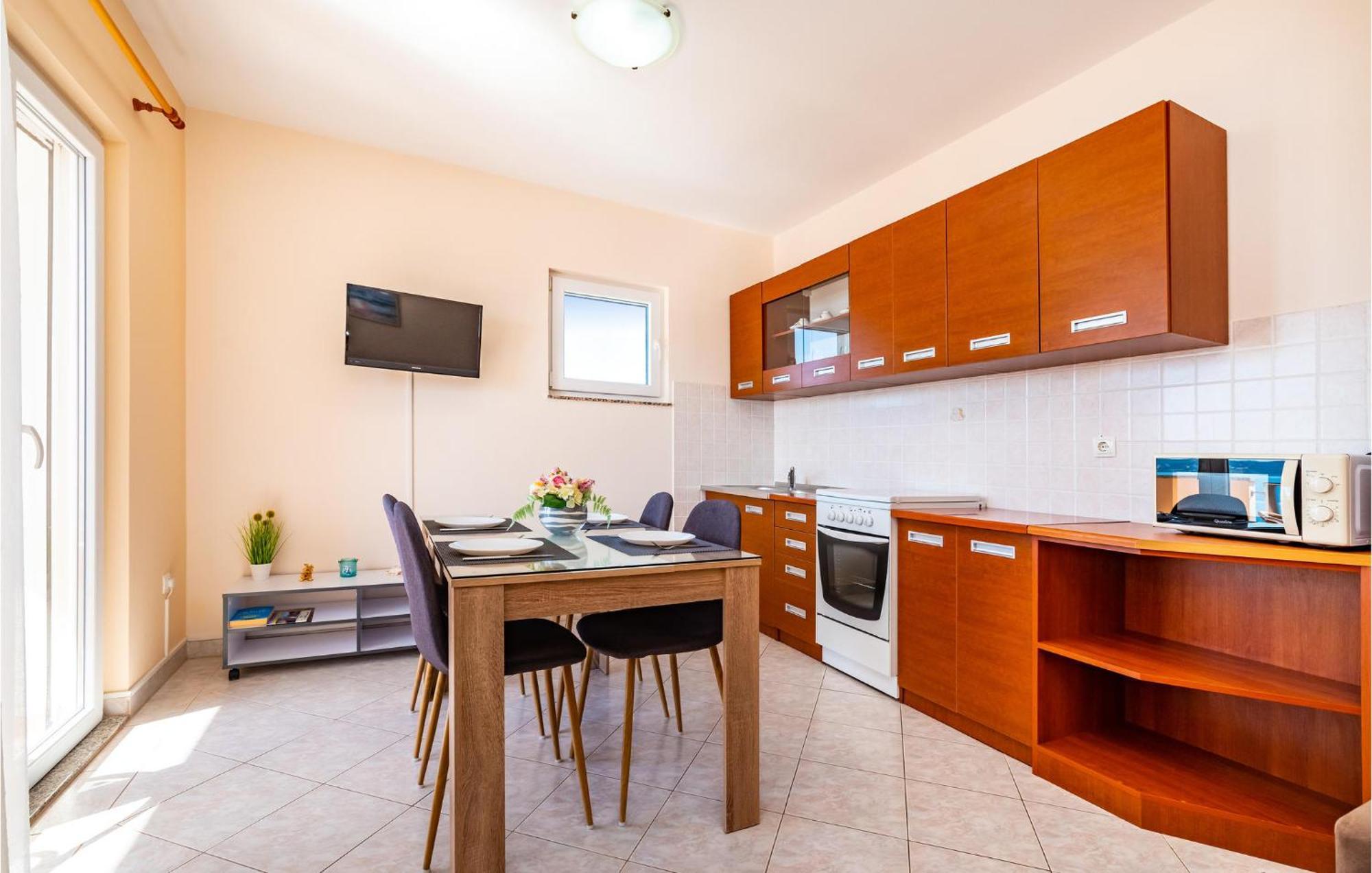 Cozy Apartment In Posedarje With House Sea View Kültér fotó