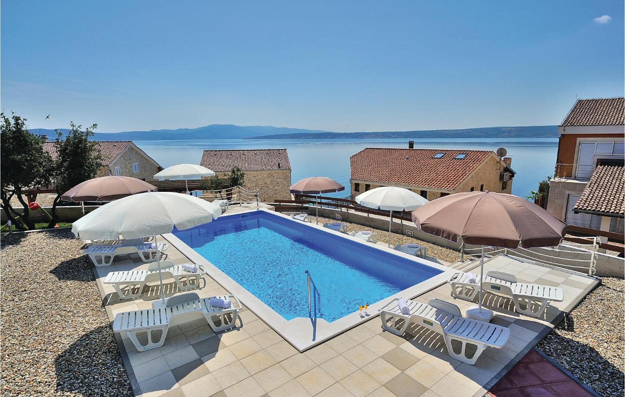 Cozy Apartment In Posedarje With House Sea View Kültér fotó